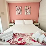 L'host In Apartment *