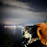 L'host In Taormina