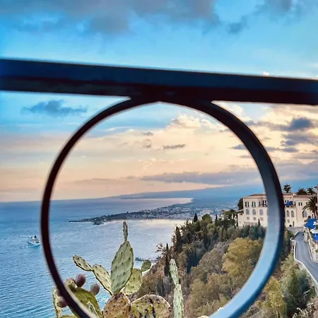L'host In Apartamento Taormina